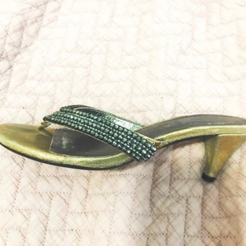 Jessica Bennett ♥️ GOLD SILVER Open Toe Sandals